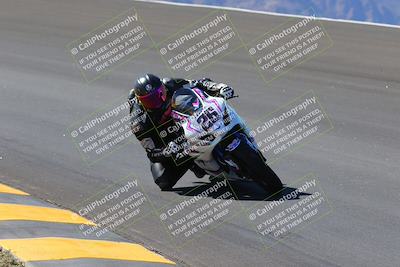 media/Oct-09-2022-SoCal Trackdays (Sun) [[95640aeeb6]]/Bowl (1015am)/